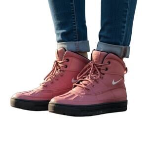 Nike ACG Woodside 2 High Top Boots Youth Sz 3.5 Pink Gorpcore Outdoors Utility